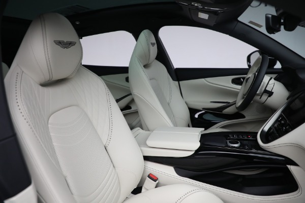 New 2022 Aston Martin DBX for sale $234,596 at Aston Martin of Greenwich in Greenwich CT 06830 20