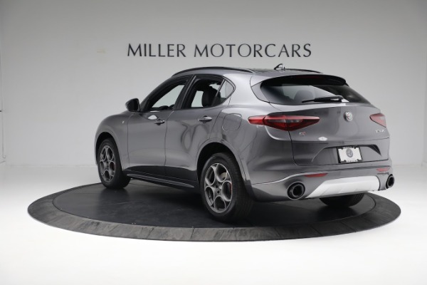 New 2022 Alfa Romeo Stelvio Ti for sale Sold at Aston Martin of Greenwich in Greenwich CT 06830 5