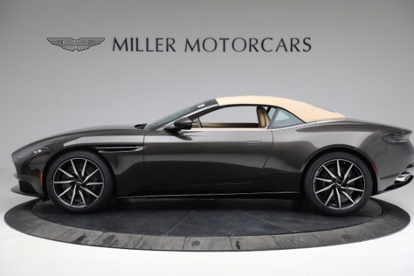 New 2022 Aston Martin DB11 Volante for sale $284,796 at Aston Martin of Greenwich in Greenwich CT 06830 14