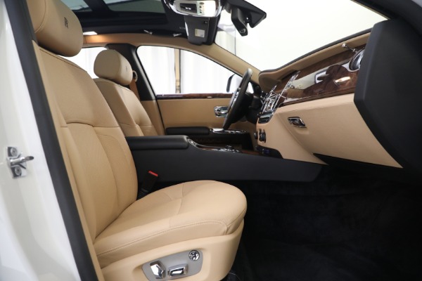 Used 2013 Rolls-Royce Ghost for sale Call for price at Aston Martin of Greenwich in Greenwich CT 06830 22