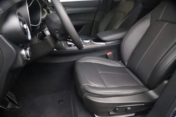 New 2022 Alfa Romeo Stelvio Ti for sale $54,730 at Aston Martin of Greenwich in Greenwich CT 06830 15
