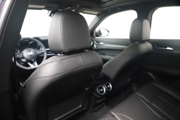 New 2022 Alfa Romeo Stelvio Ti for sale $54,730 at Aston Martin of Greenwich in Greenwich CT 06830 20