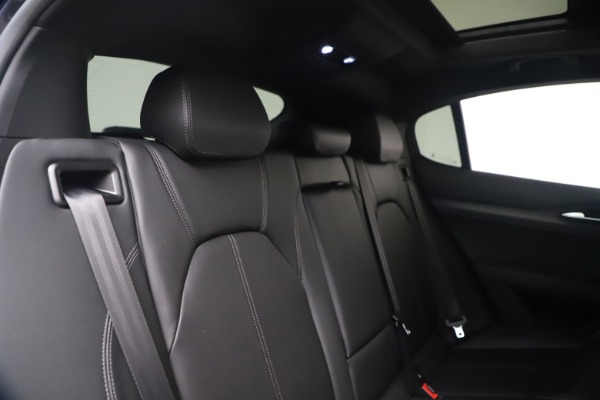 New 2022 Alfa Romeo Stelvio Ti for sale $54,730 at Aston Martin of Greenwich in Greenwich CT 06830 24