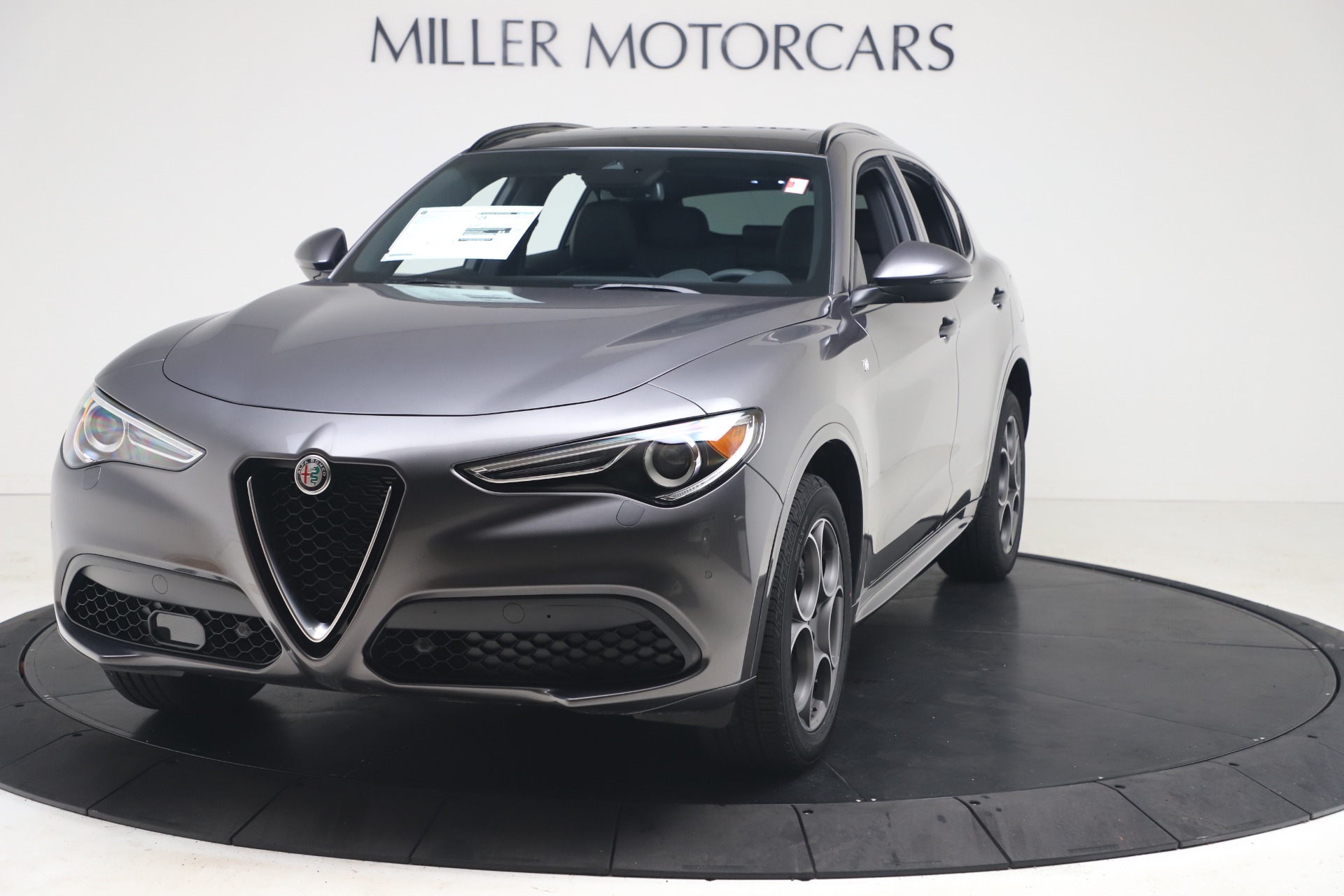 New 2022 Alfa Romeo Stelvio Ti for sale $54,730 at Aston Martin of Greenwich in Greenwich CT 06830 1