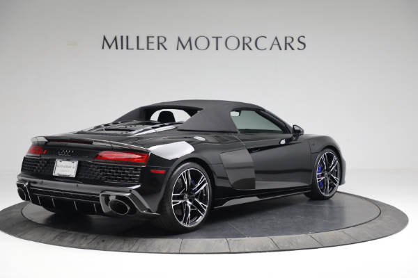 Used 2022 Audi R8 5.2 quattro V10 perform. Spyder for sale Sold at Aston Martin of Greenwich in Greenwich CT 06830 16