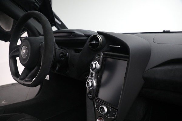 Used 2019 McLaren 720S Performance for sale $299,900 at Aston Martin of Greenwich in Greenwich CT 06830 27