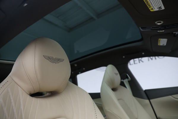 Used 2022 Aston Martin DBX for sale $227,646 at Aston Martin of Greenwich in Greenwich CT 06830 19