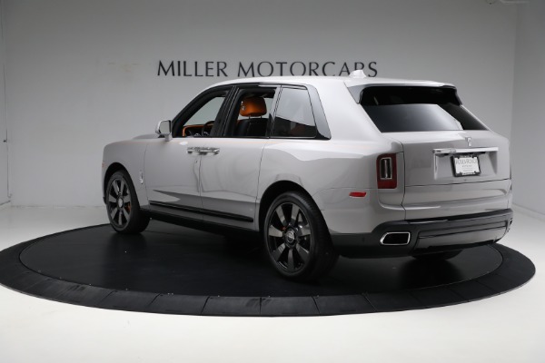 Used 2022 Rolls-Royce Cullinan for sale Sold at Aston Martin of Greenwich in Greenwich CT 06830 10