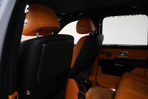 Used 2022 Rolls-Royce Cullinan for sale Sold at Aston Martin of Greenwich in Greenwich CT 06830 22
