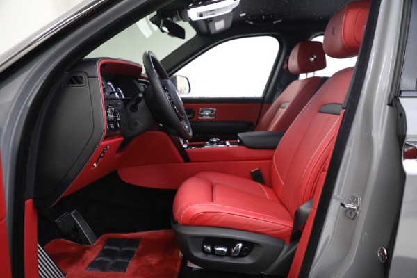 Used 2022 Rolls-Royce Black Badge Cullinan for sale Sold at Aston Martin of Greenwich in Greenwich CT 06830 17