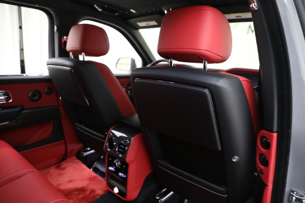 Used 2022 Rolls-Royce Black Badge Cullinan for sale Sold at Aston Martin of Greenwich in Greenwich CT 06830 27