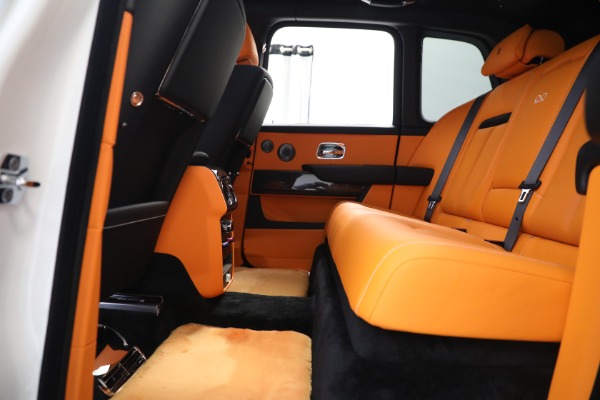 New 2022 Rolls-Royce Cullinan Black Badge for sale Call for price at Aston Martin of Greenwich in Greenwich CT 06830 15