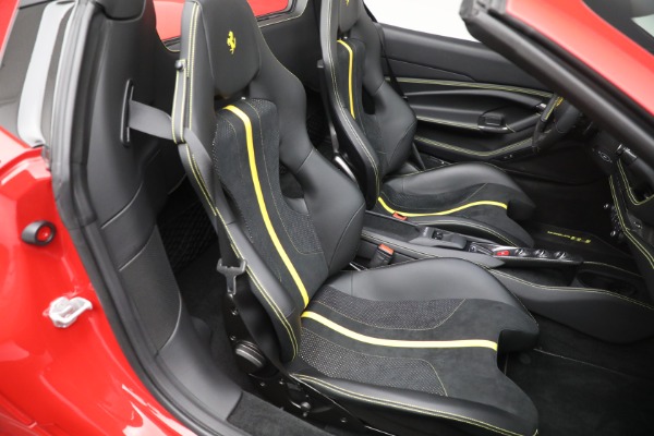 Used 2021 Ferrari F8 Spider for sale $509,900 at Aston Martin of Greenwich in Greenwich CT 06830 24