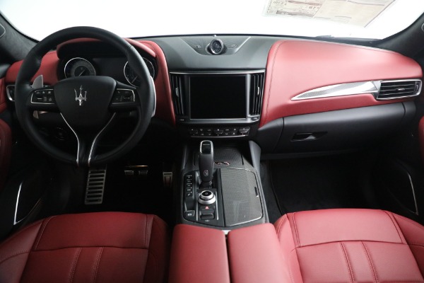 New 2022 Maserati Levante Modena for sale Sold at Aston Martin of Greenwich in Greenwich CT 06830 16