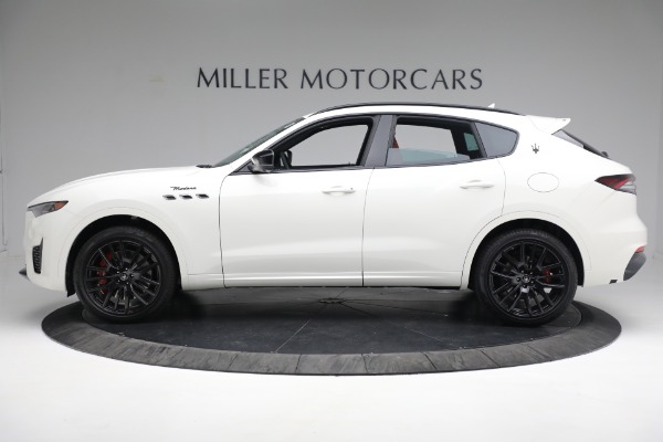 New 2022 Maserati Levante Modena for sale Sold at Aston Martin of Greenwich in Greenwich CT 06830 3