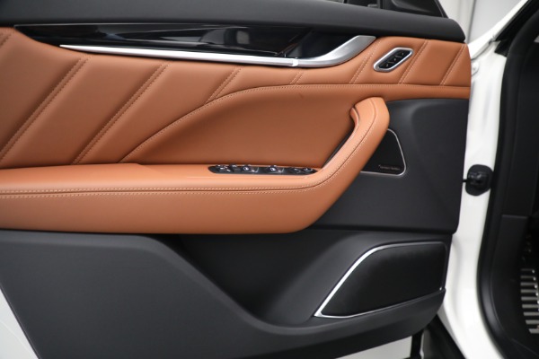 New 2022 Maserati Levante Modena for sale Sold at Aston Martin of Greenwich in Greenwich CT 06830 17