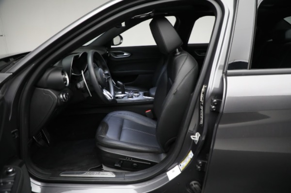 Used 2023 Alfa Romeo Giulia Sprint for sale Sold at Aston Martin of Greenwich in Greenwich CT 06830 28