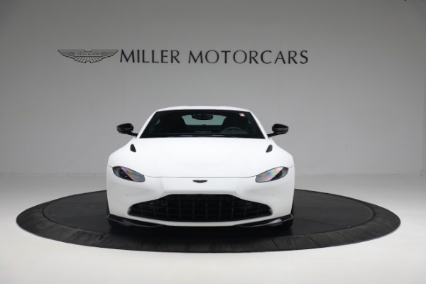 New 2022 Aston Martin Vantage Coupe for sale $185,716 at Aston Martin of Greenwich in Greenwich CT 06830 11