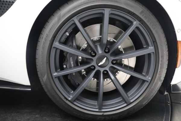 Used 2022 Aston Martin Vantage Coupe for sale $169,900 at Aston Martin of Greenwich in Greenwich CT 06830 25