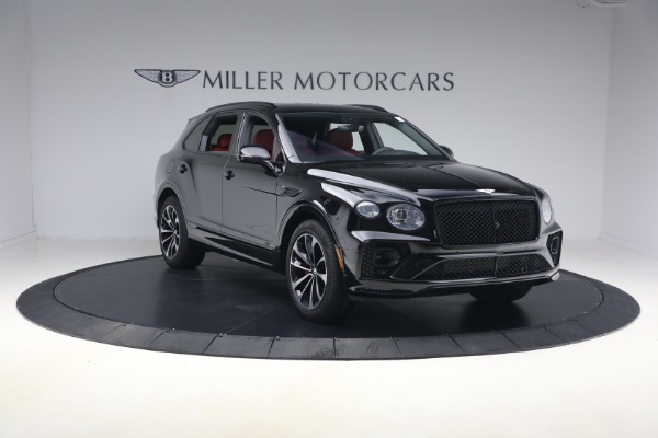 Used 2022 Bentley Bentayga V8 for sale $137,900 at Miller Motorcars Aston Martin in Greenwich CT 06830 11