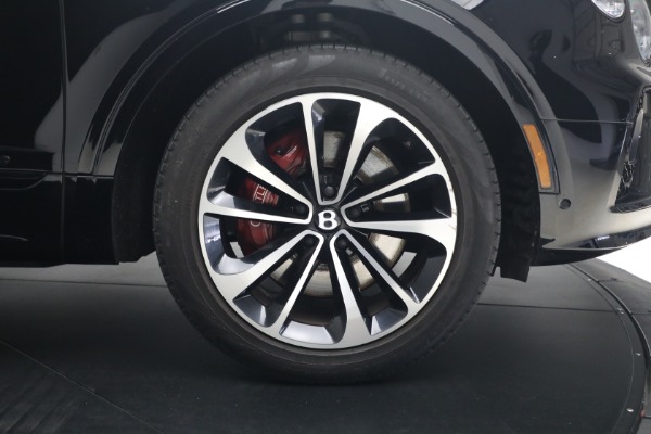 Used 2022 Bentley Bentayga V8 for sale $137,900 at Miller Motorcars Aston Martin in Greenwich CT 06830 16