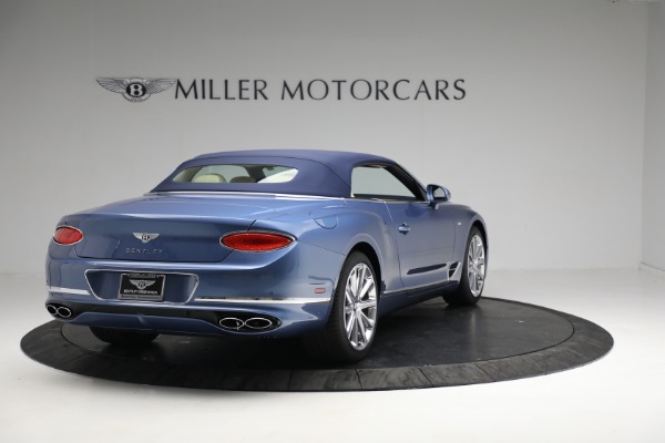 Used 2022 Bentley Continental GT V8 for sale Sold at Aston Martin of Greenwich in Greenwich CT 06830 17
