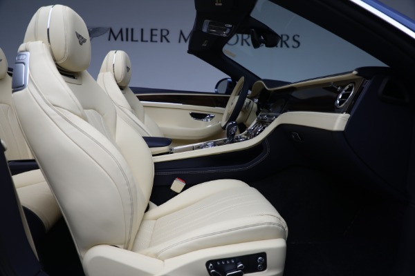 Used 2022 Bentley Continental GT V8 for sale Sold at Aston Martin of Greenwich in Greenwich CT 06830 28