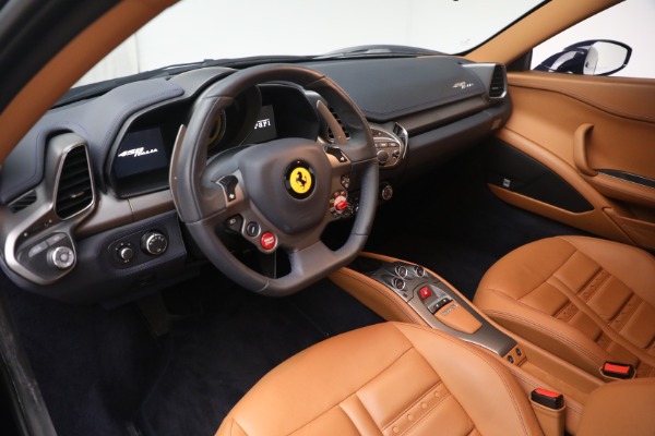 Used 2011 Ferrari 458 Italia for sale $279,900 at Aston Martin of Greenwich in Greenwich CT 06830 13