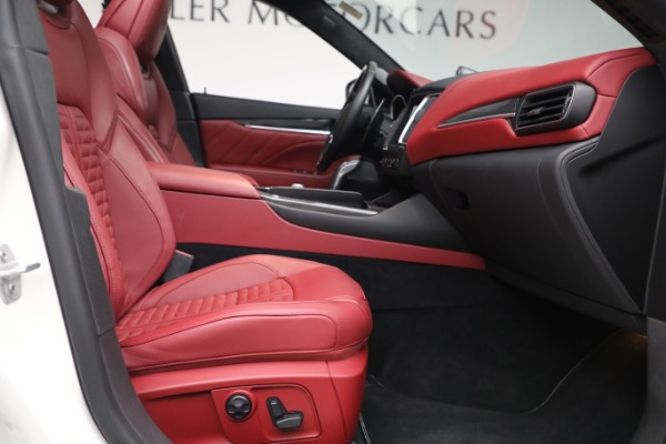 Used 2019 Maserati Levante TROFEO for sale $109,900 at Aston Martin of Greenwich in Greenwich CT 06830 18
