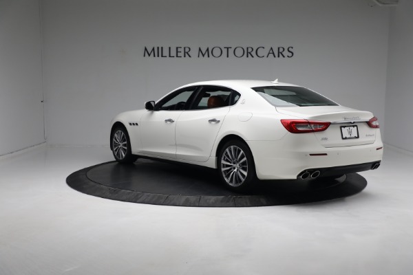 Used 2019 Maserati Quattroporte S Q4 for sale Sold at Aston Martin of Greenwich in Greenwich CT 06830 4