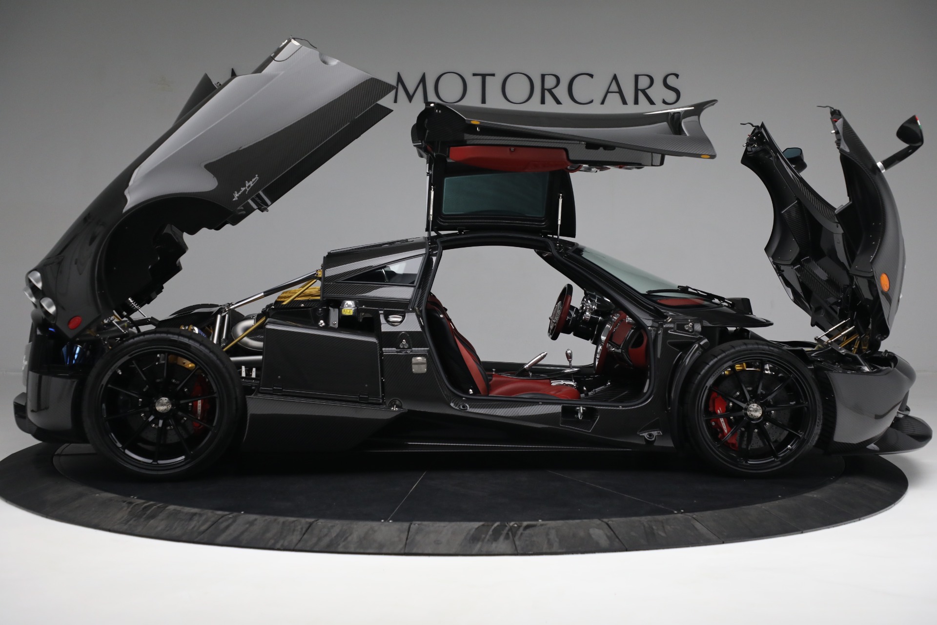 Pagani Huayra Tempesta Is Screaming Out For A New Home