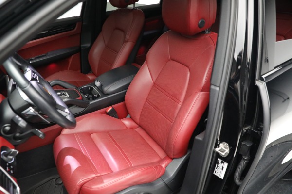 Used 2020 Porsche Cayenne Coupe for sale Call for price at Aston Martin of Greenwich in Greenwich CT 06830 15
