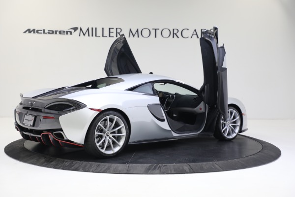 Used 2019 McLaren 570S for sale Sold at Aston Martin of Greenwich in Greenwich CT 06830 18