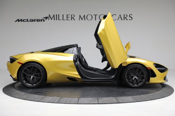Used 2020 McLaren 720S Spider for sale $317,900 at Aston Martin of Greenwich in Greenwich CT 06830 17
