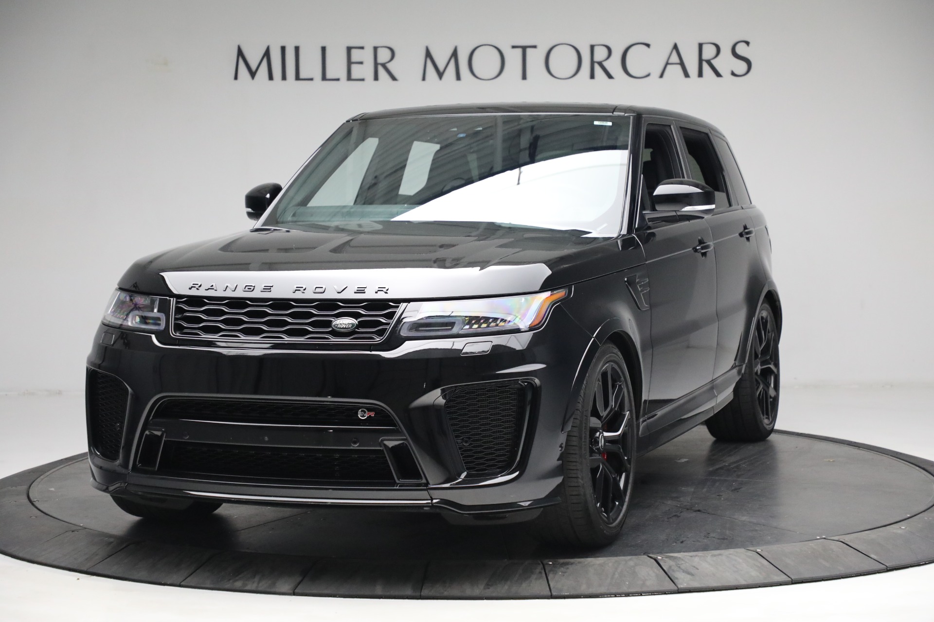 Used 2020 Land Rover Range Rover Sport SVR for sale $113,900 at Aston Martin of Greenwich in Greenwich CT 06830 1