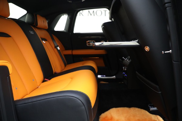 Used 2023 Rolls-Royce Black Badge Ghost for sale $319,900 at Miller Motorcars Aston Martin in Greenwich CT 06830 25