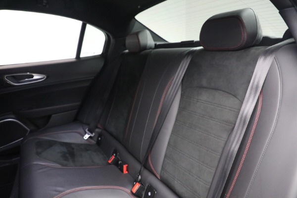 Used 2018 Alfa Romeo Giulia Quadrifoglio for sale $59,900 at Aston Martin of Greenwich in Greenwich CT 06830 20