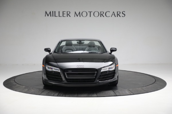 Used 2015 Audi R8 4.2 quattro Spyder for sale $109,900 at Aston Martin of Greenwich in Greenwich CT 06830 12