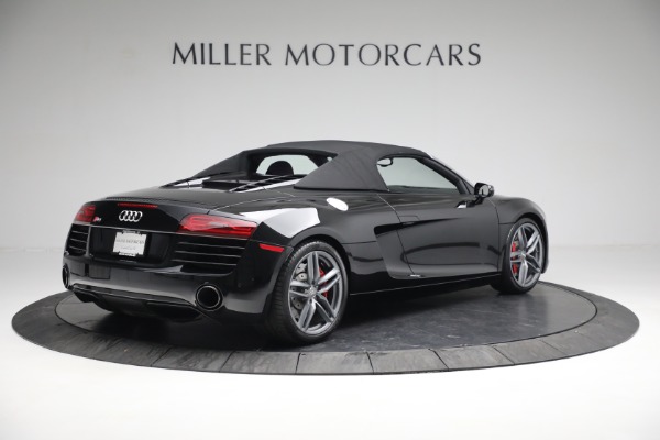 Used 2015 Audi R8 4.2 quattro Spyder for sale $109,900 at Aston Martin of Greenwich in Greenwich CT 06830 16
