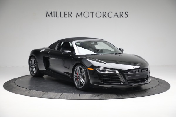 Used 2015 Audi R8 4.2 quattro Spyder for sale $109,900 at Aston Martin of Greenwich in Greenwich CT 06830 17