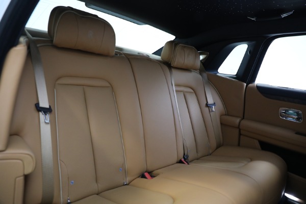 Used 2021 Rolls-Royce Ghost for sale $339,900 at Aston Martin of Greenwich in Greenwich CT 06830 18