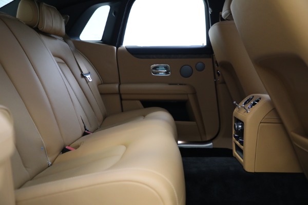 Used 2021 Rolls-Royce Ghost for sale $339,900 at Aston Martin of Greenwich in Greenwich CT 06830 19