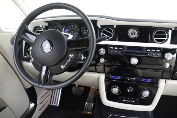Used 2012 Rolls-Royce Phantom Coupe for sale $199,900 at Aston Martin of Greenwich in Greenwich CT 06830 22