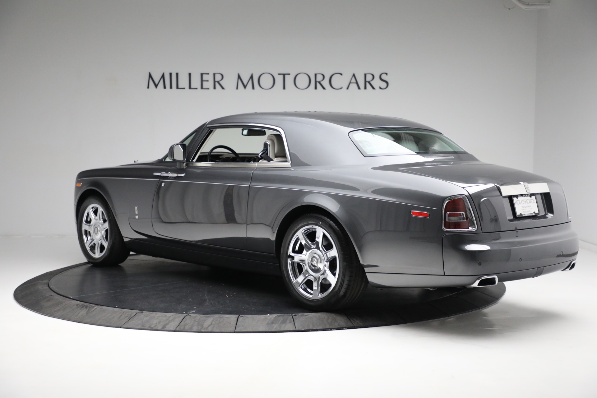 2012 RollsRoyce Phantom Series II Extended Wheelbase specifications  technical data performance