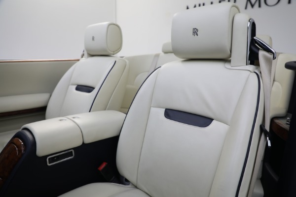 Used 2011 Rolls-Royce Phantom Drophead Coupe for sale Sold at Aston Martin of Greenwich in Greenwich CT 06830 22