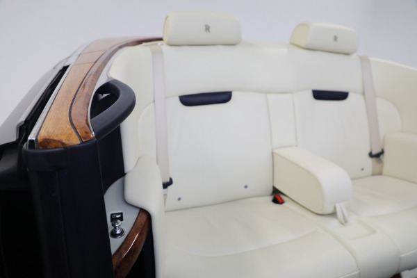 Used 2011 Rolls-Royce Phantom Drophead Coupe for sale $209,900 at Aston Martin of Greenwich in Greenwich CT 06830 27