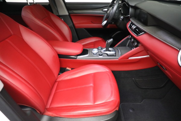Used 2021 Alfa Romeo Stelvio TI for sale $42,900 at Aston Martin of Greenwich in Greenwich CT 06830 18