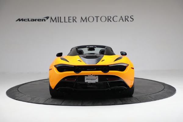 New 2022 McLaren 720S Spider Performance for sale Sold at Aston Martin of Greenwich in Greenwich CT 06830 5