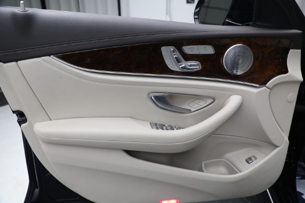 Used 2019 Mercedes-Benz E-Class E 450 4MATIC for sale Sold at Miller Motorcars Aston Martin in Greenwich CT 06830 20