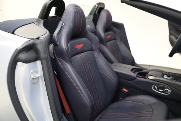 New 2023 Aston Martin Vantage for sale $213,186 at Aston Martin of Greenwich in Greenwich CT 06830 21